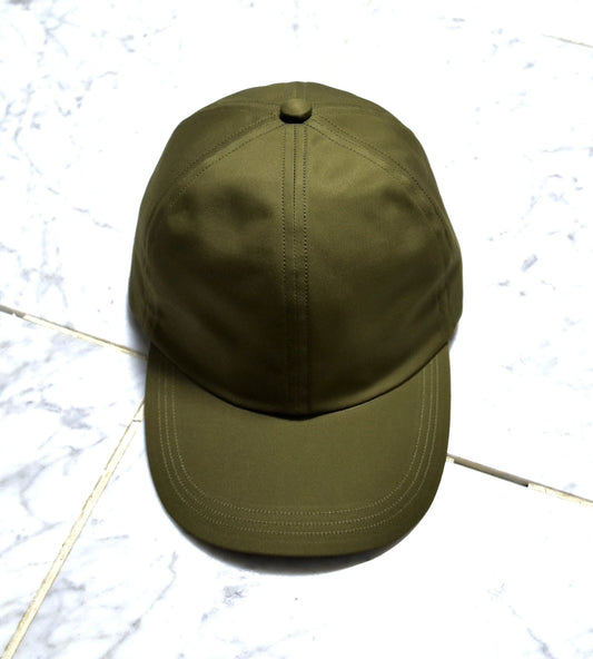 The cap waterproof gabardine