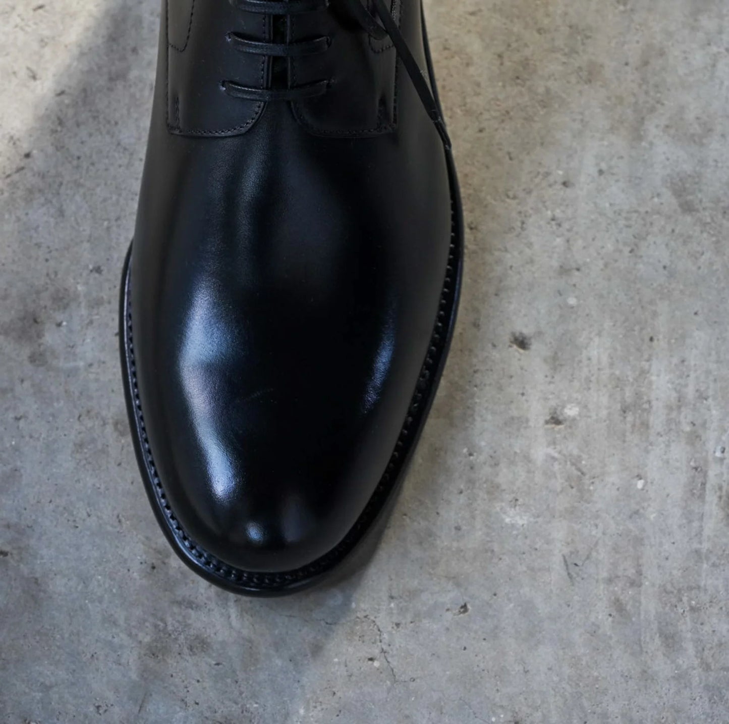 Le Yucca's Plain Toe derby boots
