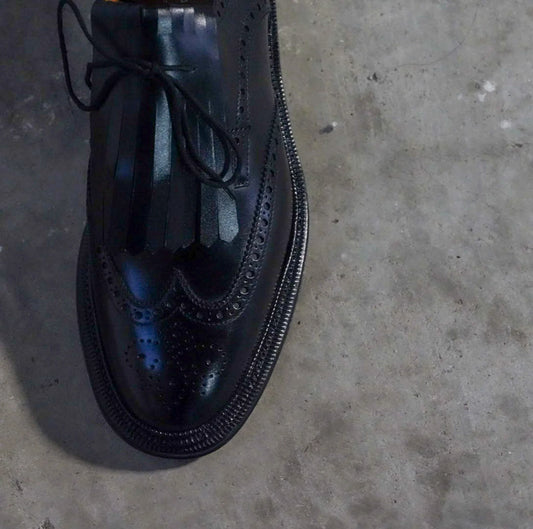 Le Yucca's full brogue derby with kilties